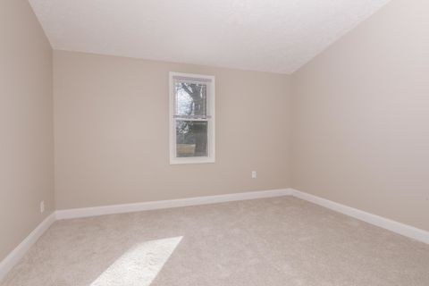 Tiny photo for 207 E Maple Street, Chatsworth, IL 60921 (MLS # 12565426)