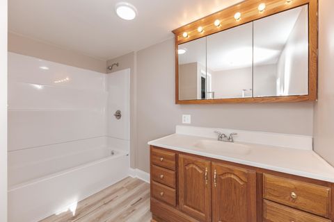 Tiny photo for 207 E Maple Street, Chatsworth, IL 60921 (MLS # 12565426)