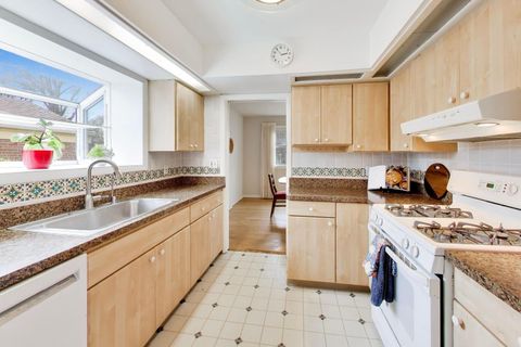 Tiny photo for Evanston, IL 60202 (MLS # 12623770)