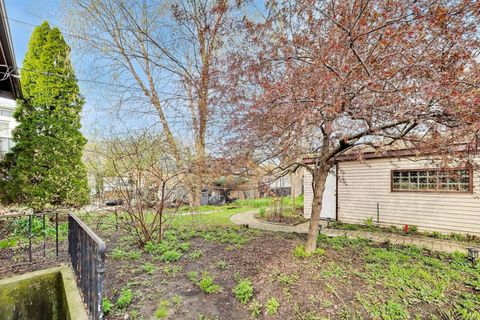Tiny photo for Evanston, IL 60202 (MLS # 12623770)