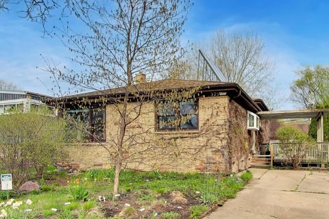 Tiny photo for Evanston, IL 60202 (MLS # 12623770)