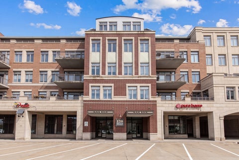 Photo of 120 N Northwest Highway #405, Park Ridge, IL 60068 (MLS # 12773521)