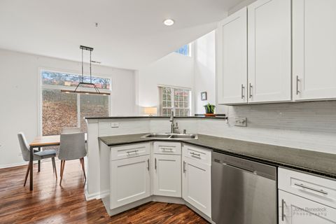 Tiny photo for 955 Kensington Drive, Northbrook, IL 60062 (MLS # 12420393)