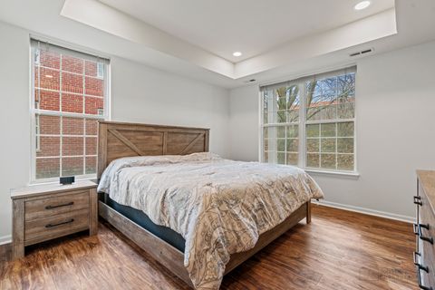 Tiny photo for 955 Kensington Drive, Northbrook, IL 60062 (MLS # 12420393)