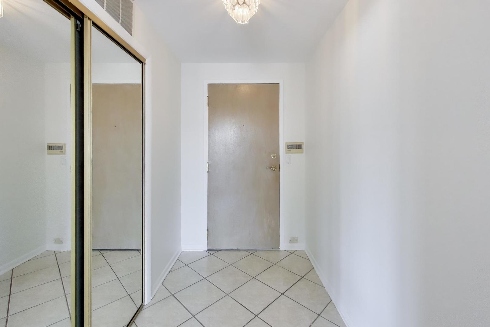 170 manchester Drive 306