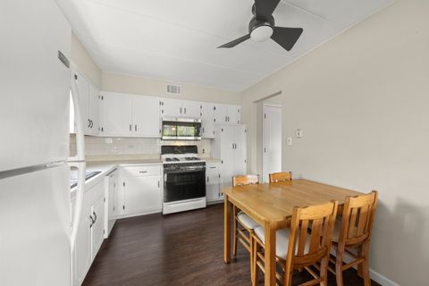 Tiny photo for 8810 W 140th Street #212, Orland Park, IL 60462 (MLS # 12643059)