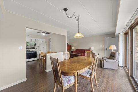 Tiny photo for 8810 W 140th Street #212, Orland Park, IL 60462 (MLS # 12643059)