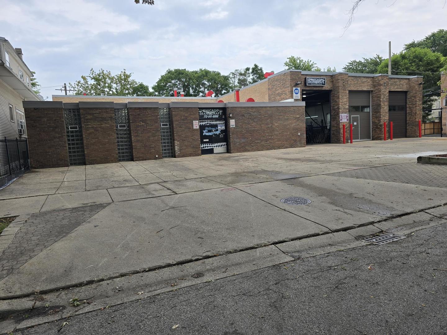 7523-7525 N Wolcott Avenue