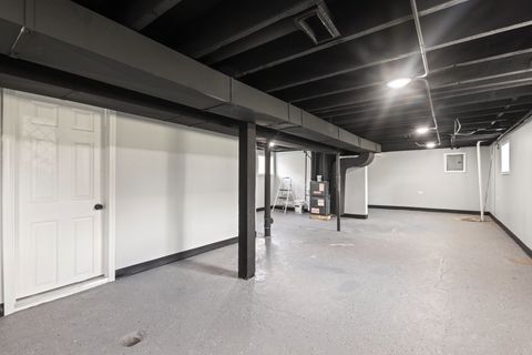 Tiny photo for 15355 7th Avenue, Phoenix, IL 60426 (MLS # 12417995)