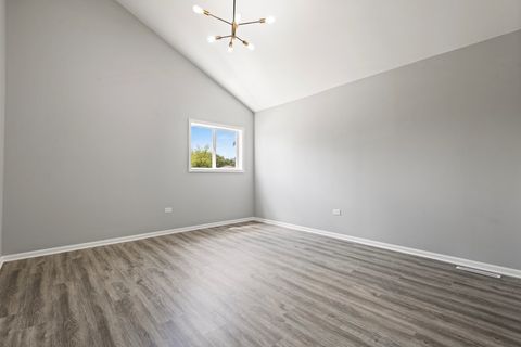 Tiny photo for 15355 7th Avenue, Phoenix, IL 60426 (MLS # 12417995)