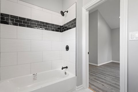 Tiny photo for 15355 7th Avenue, Phoenix, IL 60426 (MLS # 12417995)