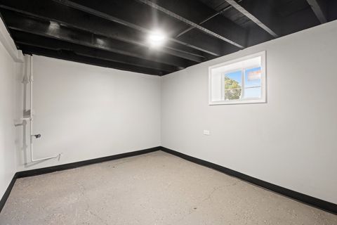 Tiny photo for 15355 7th Avenue, Phoenix, IL 60426 (MLS # 12417995)