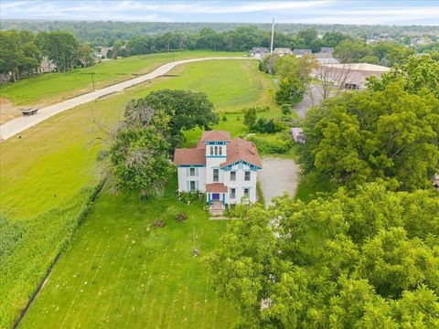 Tiny photo for 4804 NORTHWEST Boulevard, Davenport, IA 52806 (MLS # 12581884)