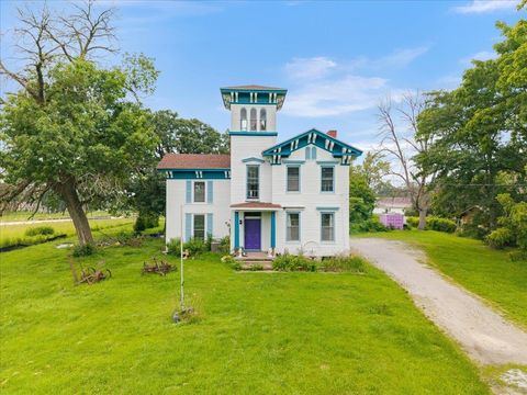 Photo of 4804 NORTHWEST Boulevard, Davenport, IA 52806 (MLS # 12581884)