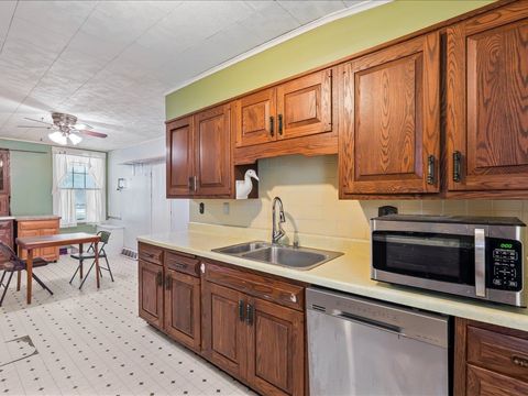 Tiny photo for 4804 NORTHWEST Boulevard, Davenport, IA 52806 (MLS # 12581884)