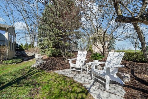Tiny photo for 1 Willowcrest Drive, Oak Brook, IL 60523 (MLS # 12610888)