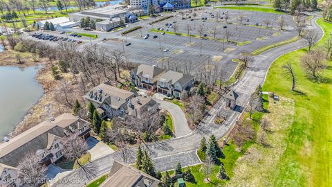 Tiny photo for 1 Willowcrest Drive, Oak Brook, IL 60523 (MLS # 12610888)