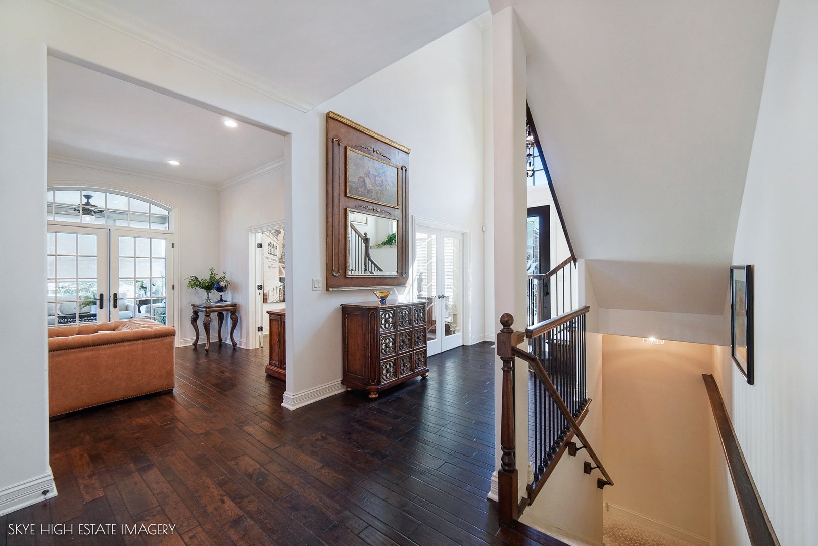 Oak Brook, Illinois, 60523, United States, 4 Bedrooms Bedrooms, ,4 BathroomsBathrooms,Residential,Active,2035151