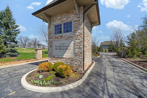 Tiny photo for 1 Willowcrest Drive, Oak Brook, IL 60523 (MLS # 12610888)