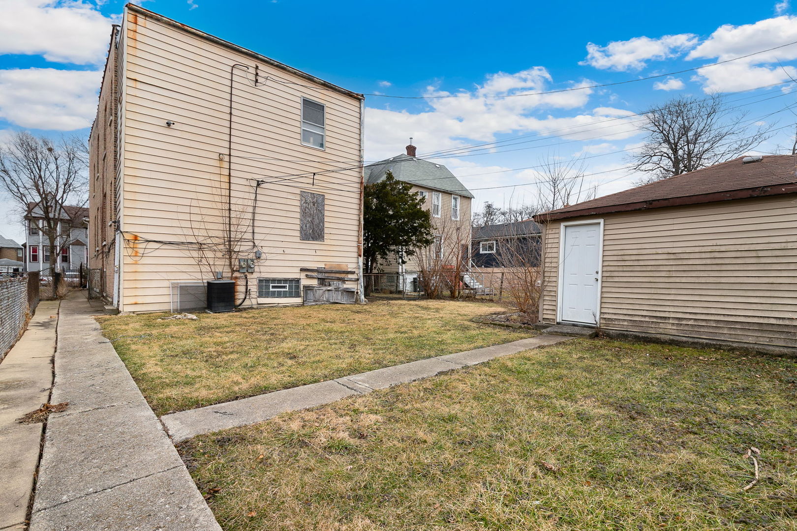 912 N Latrobe Avenue