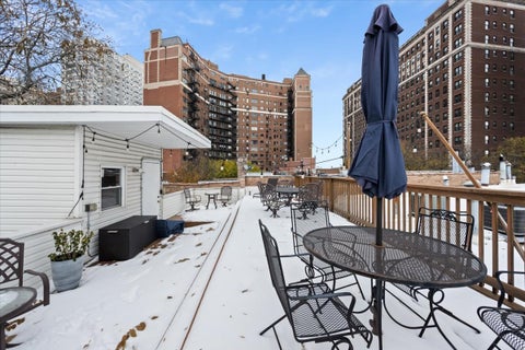 Tiny photo for 636 W Grace Street #1W, Chicago, IL 60613 (MLS # 12722002)