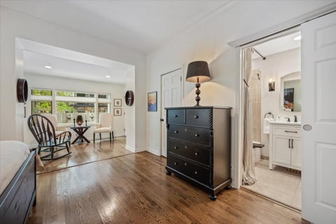 Tiny photo for 636 W Grace Street #1W, Chicago, IL 60613 (MLS # 12722002)