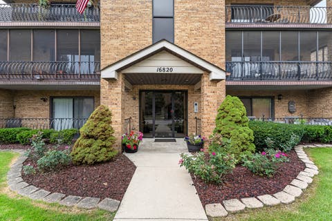 Tiny photo for 16820 81st Avenue #1N, Tinley Park, IL 60477 (MLS # 12715258)
