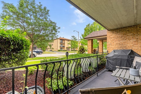 Tiny photo for 16820 81st Avenue #1N, Tinley Park, IL 60477 (MLS # 12715258)