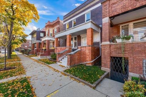 Tiny photo for 6142 S Champlain Avenue, Chicago, IL 60637 (MLS # 12683416)