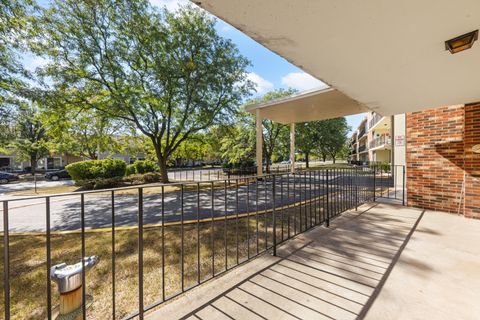 Tiny photo for 1150 E Jackson Street #1A, Lombard, IL 60148 (MLS # 12485981)