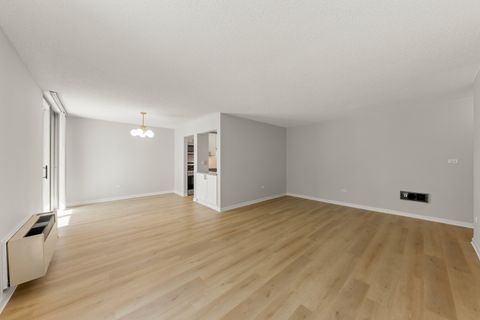 Tiny photo for 1150 E Jackson Street #1A, Lombard, IL 60148 (MLS # 12485981)