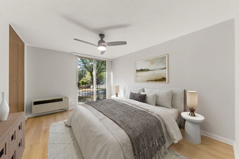 Tiny photo for 1150 E Jackson Street #1A, Lombard, IL 60148 (MLS # 12485981)