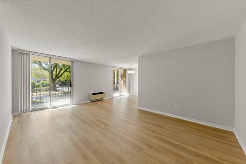 Tiny photo for 1150 E Jackson Street #1A, Lombard, IL 60148 (MLS # 12485981)