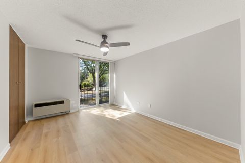 Tiny photo for 1150 E Jackson Street #1A, Lombard, IL 60148 (MLS # 12485981)
