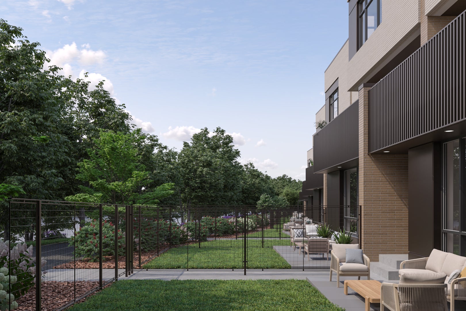 2235 W Oakdale Avenue 18-B