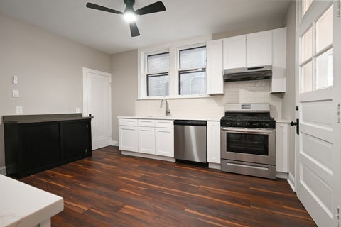 Tiny photo for 2619 W Farwell Avenue, Chicago, IL 60645 (MLS # 12798226)