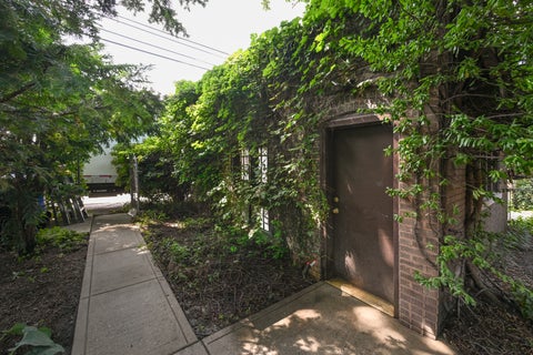 Tiny photo for 2619 W Farwell Avenue, Chicago, IL 60645 (MLS # 12798226)
