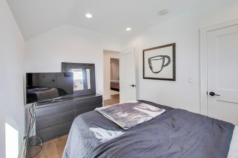Tiny photo for 4438 N Spaulding Avenue, Chicago, IL 60625 (MLS # 12503068)