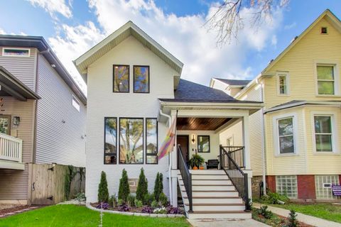 4438 N Spaulding Avenue Chicago IL 60625