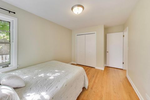 Tiny photo for 6053 N Keeler Avenue, Chicago, IL 60646 (MLS # 12488658)