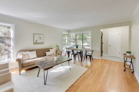 Tiny photo for 6053 N Keeler Avenue, Chicago, IL 60646 (MLS # 12488658)