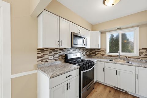 Tiny photo for 254 Terry Court, Woodstock, IL 60098 (MLS # 12610081)