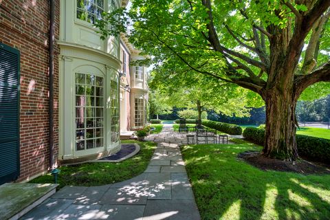 A home in Lake Forest