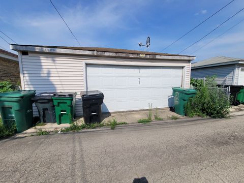 Tiny photo for 2221 Home Avenue, Berwyn, IL 60402 (MLS # 12530460)