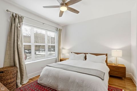 Tiny photo for 5603 N Glenwood Avenue #1, Chicago, IL 60660 (MLS # 12556142)