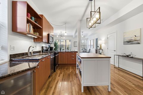 Tiny photo for 5603 N Glenwood Avenue #1, Chicago, IL 60660 (MLS # 12556142)