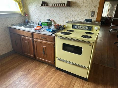 Tiny photo for 644 Douglas Avenue, Calumet City, IL 60409 (MLS # 12629305)