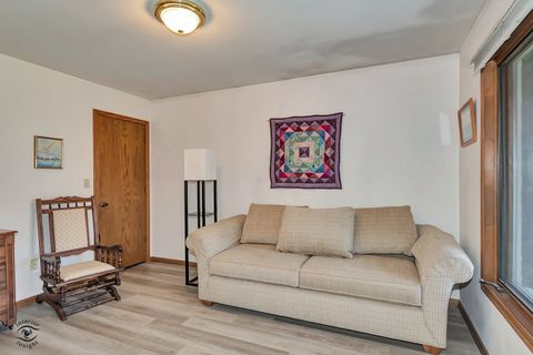 Tiny photo for 8827 Clearview Drive, Orland Park, IL 60462 (MLS # 12627119)