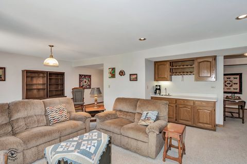 Tiny photo for 8827 Clearview Drive, Orland Park, IL 60462 (MLS # 12627119)
