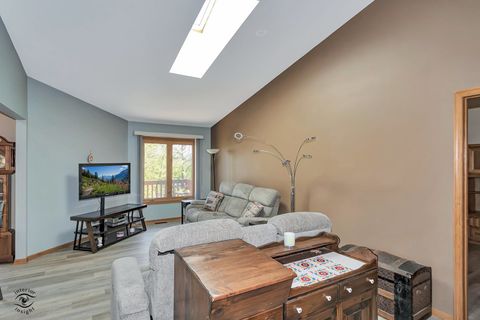 Tiny photo for 8827 Clearview Drive, Orland Park, IL 60462 (MLS # 12627119)
